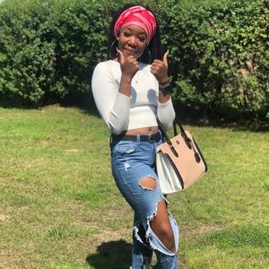 Meet your Posher, Paris